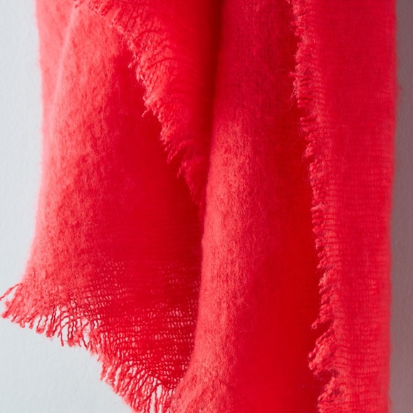 Anthropologie Joyeux Boucle scarf, worn one time. Gorgeous red-pink color. - Picture 3 of 4